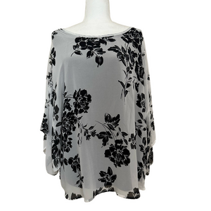 Sara Michelle Black and White Lined 3/4 Sleeve Flowy Blouse